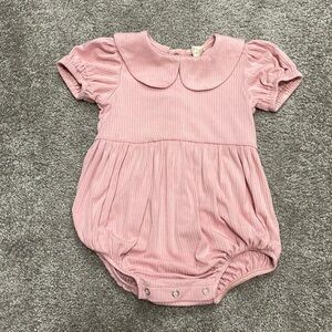 Kate Quinn Pink Ribbed Peter Pan Bubble